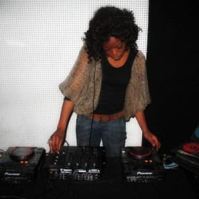 Dj LadyG Brown