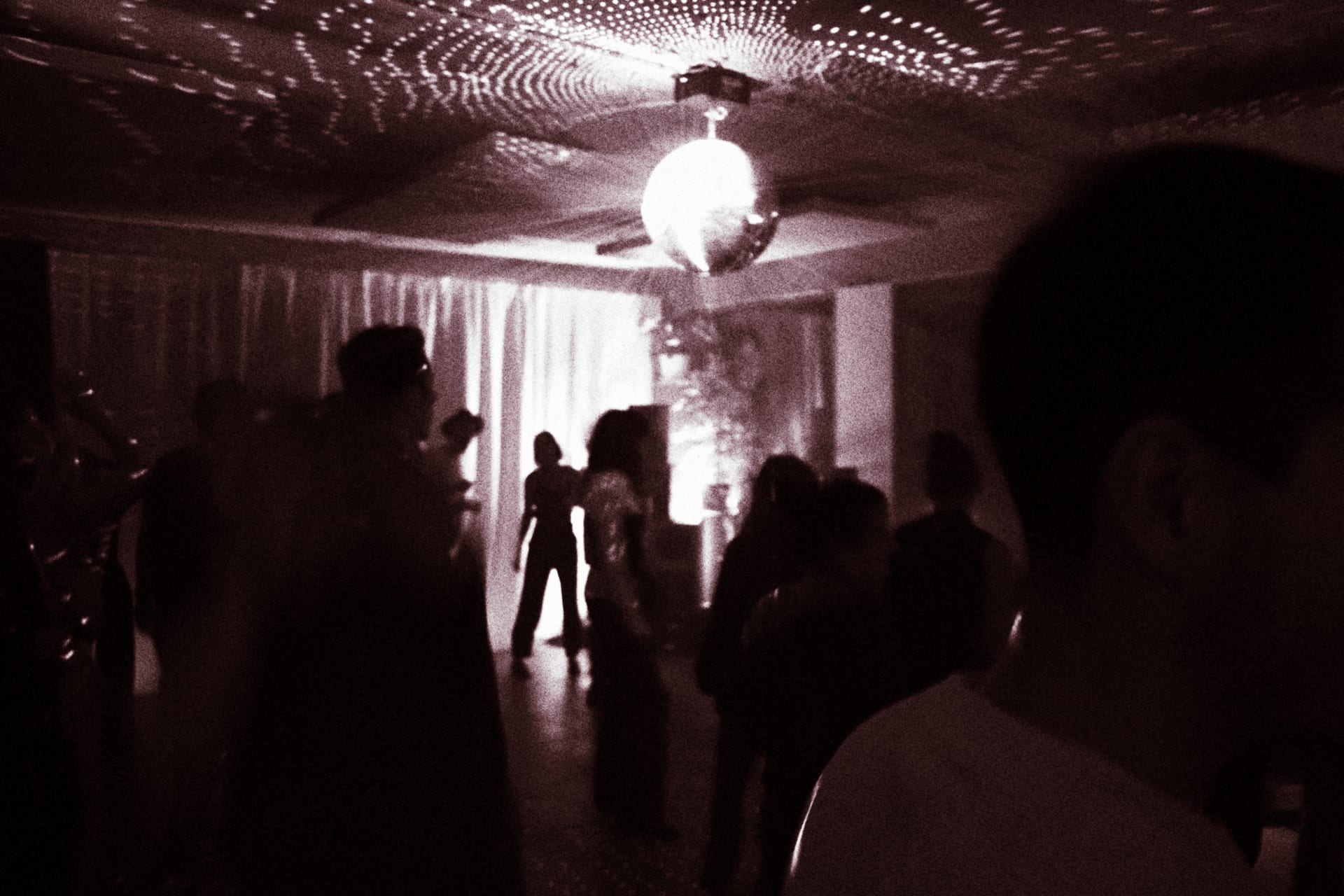 Dance Party W/ Enro Cover