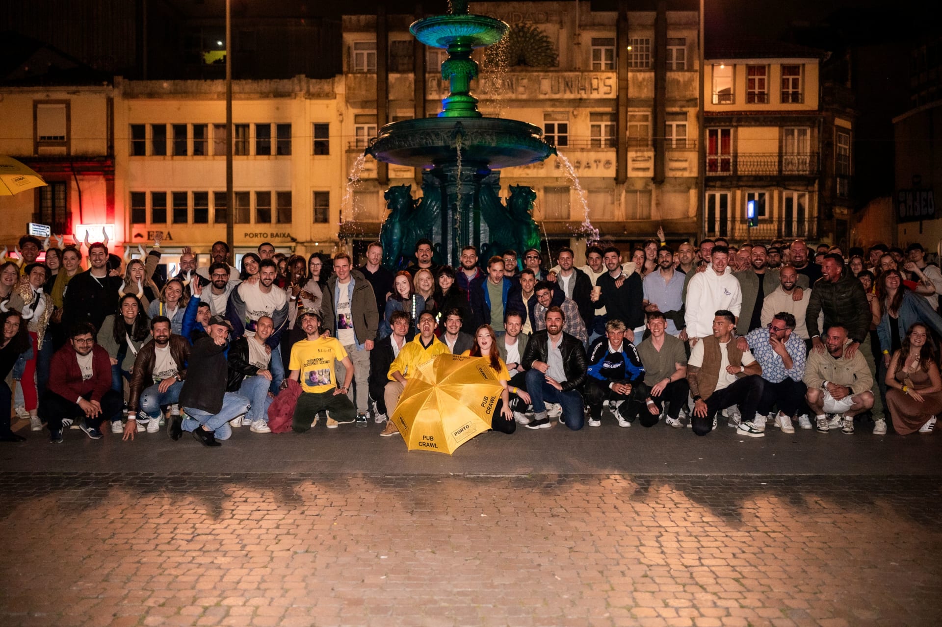 New Years Eve Porto Crawl: 7 Drinks, Games & Vip Club Entry Cover