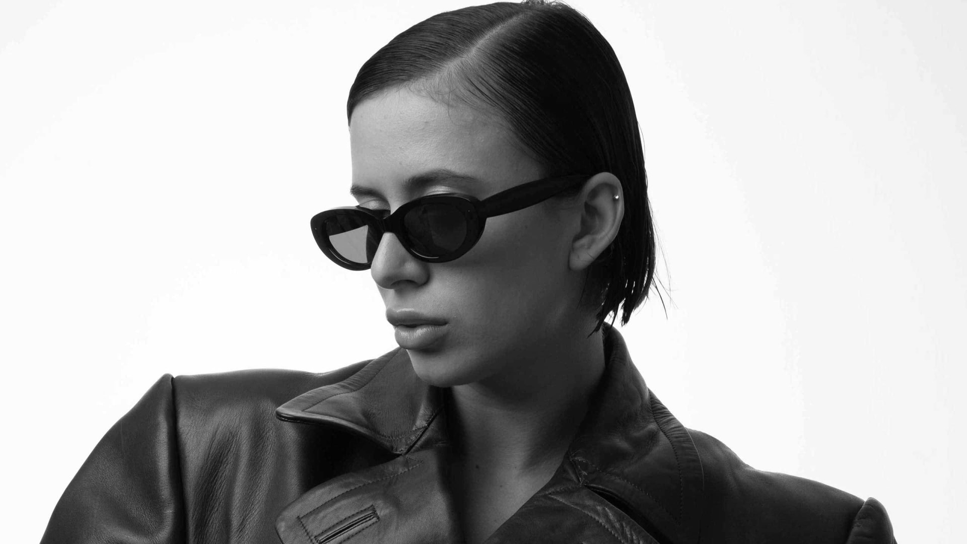 Seeu W/ Miura And Friends Cover