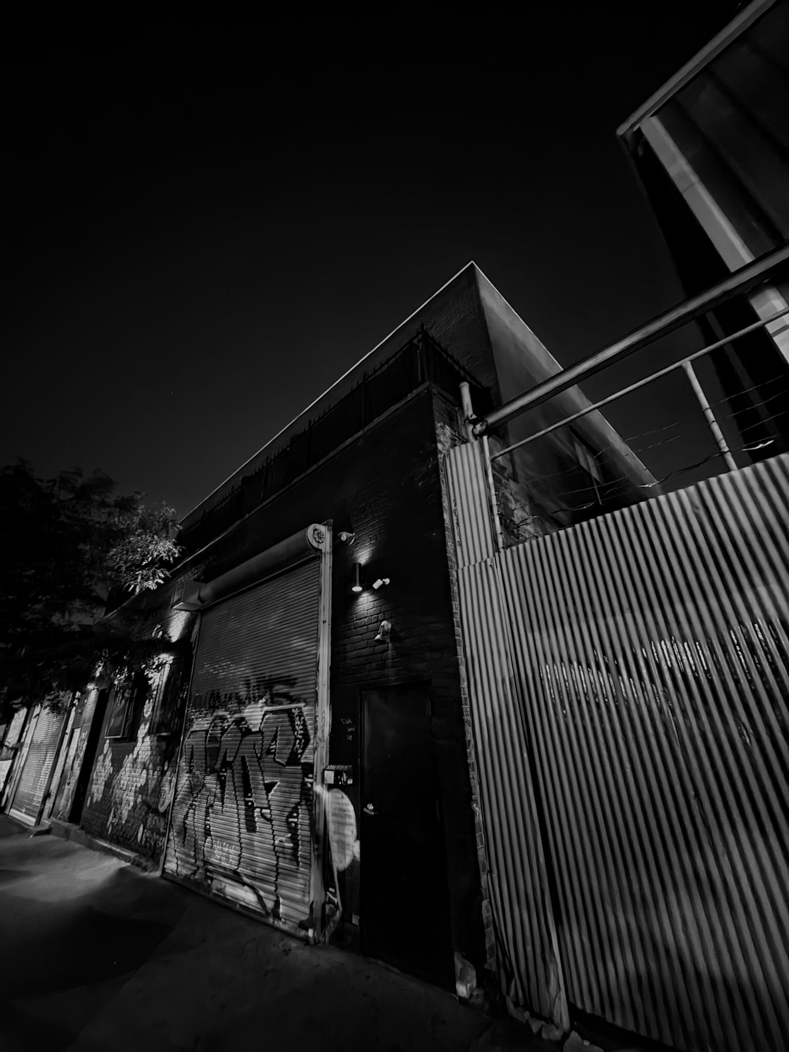 Sunday Services / January 18th 04:00 Am Cover