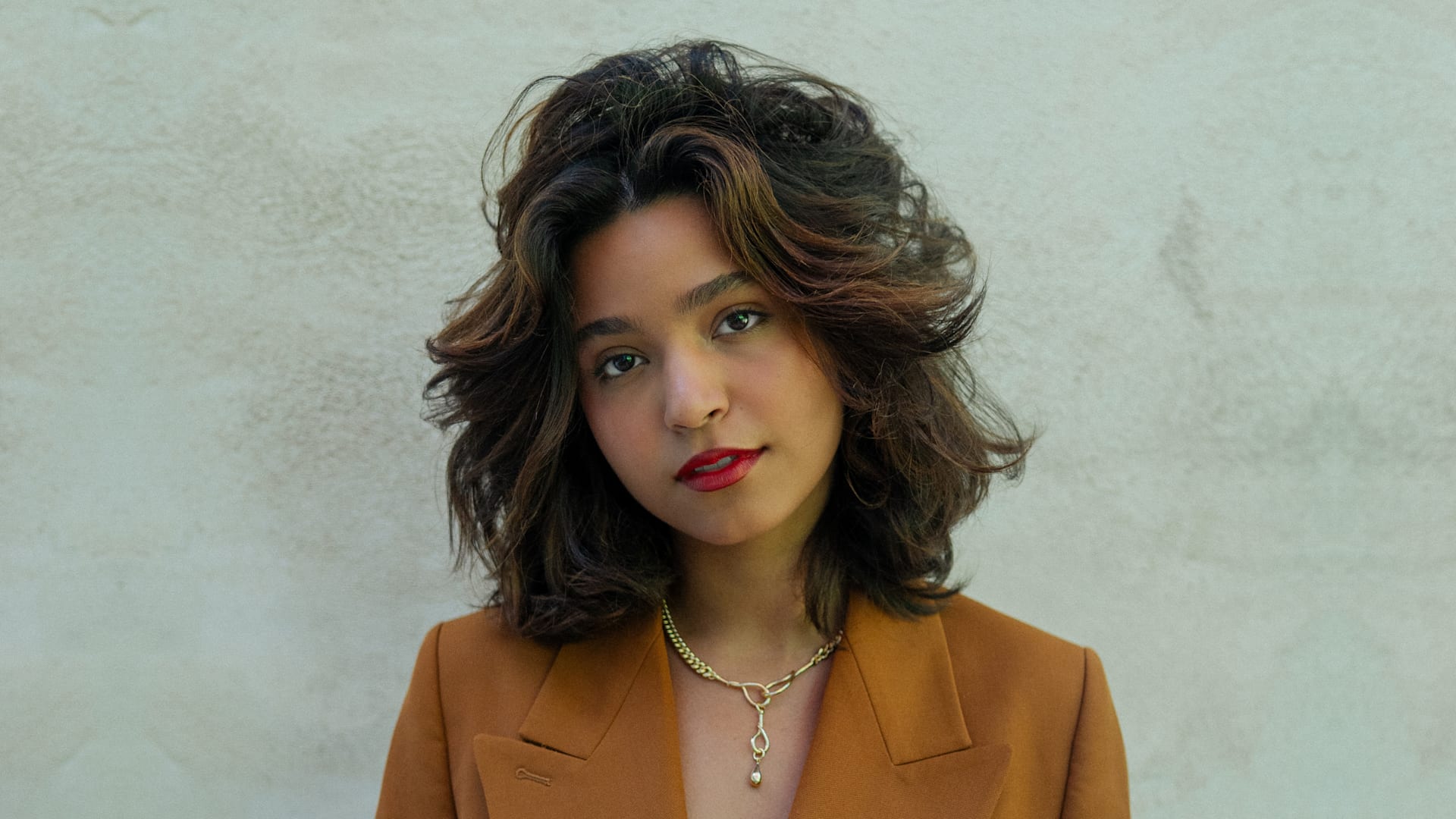 Mari Froes | Berlin | Astra Cover