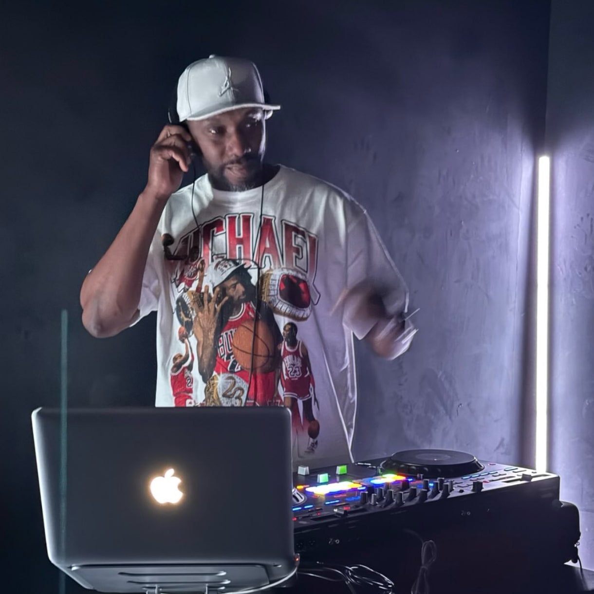 Dj Jone.B Cover