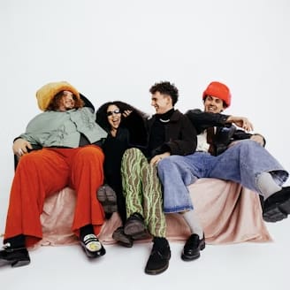 Bavardages Take Over Cover