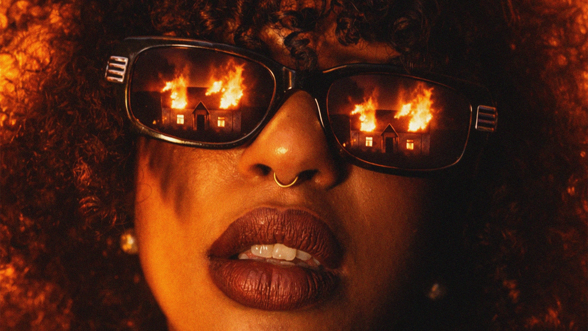 Dinaa • La Cigale Cover