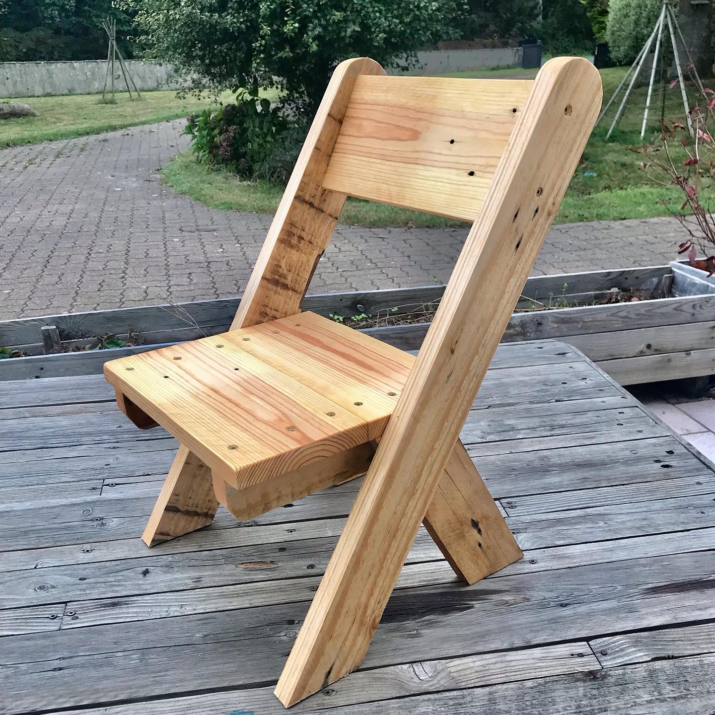 Atelier - Fabrique Ta Chaise D'enfant En Bois Cover