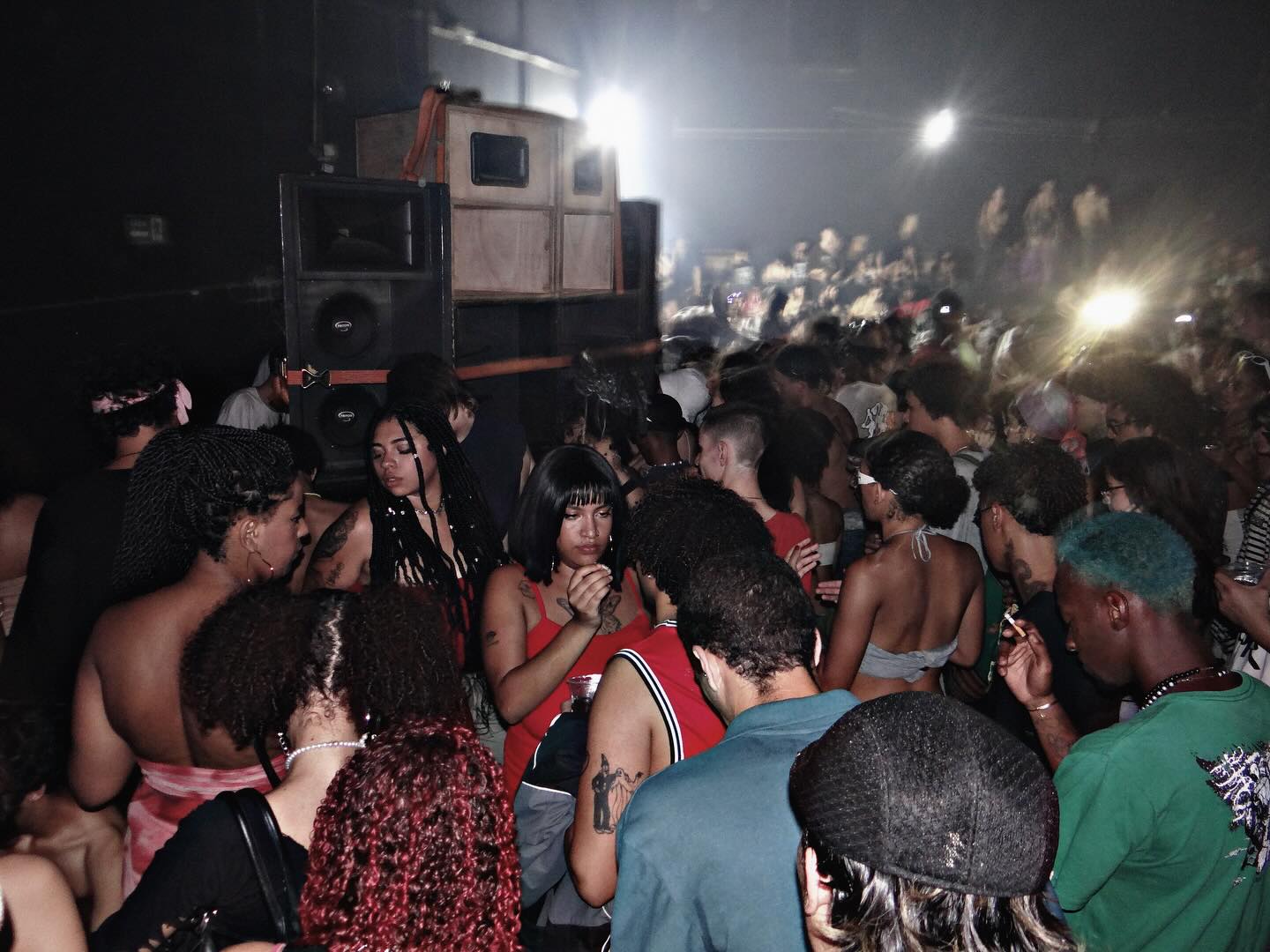 8 Sistemas De Som No Cinema Desativado Cover