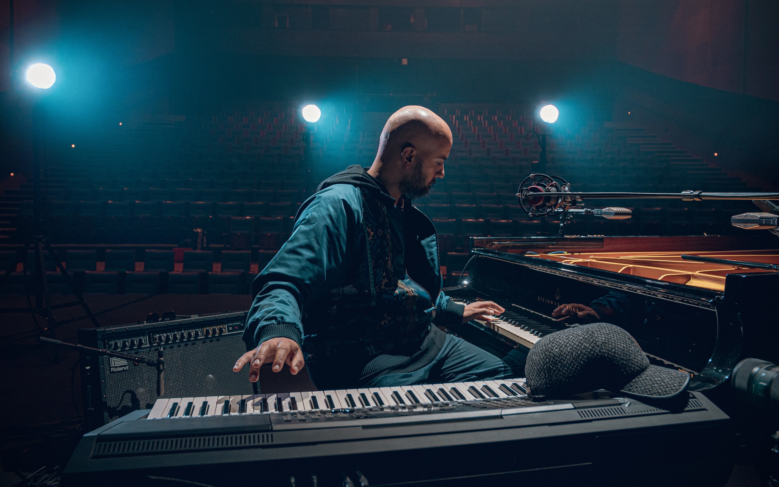 L'index Invite Bachar Mar Khalifé Cover