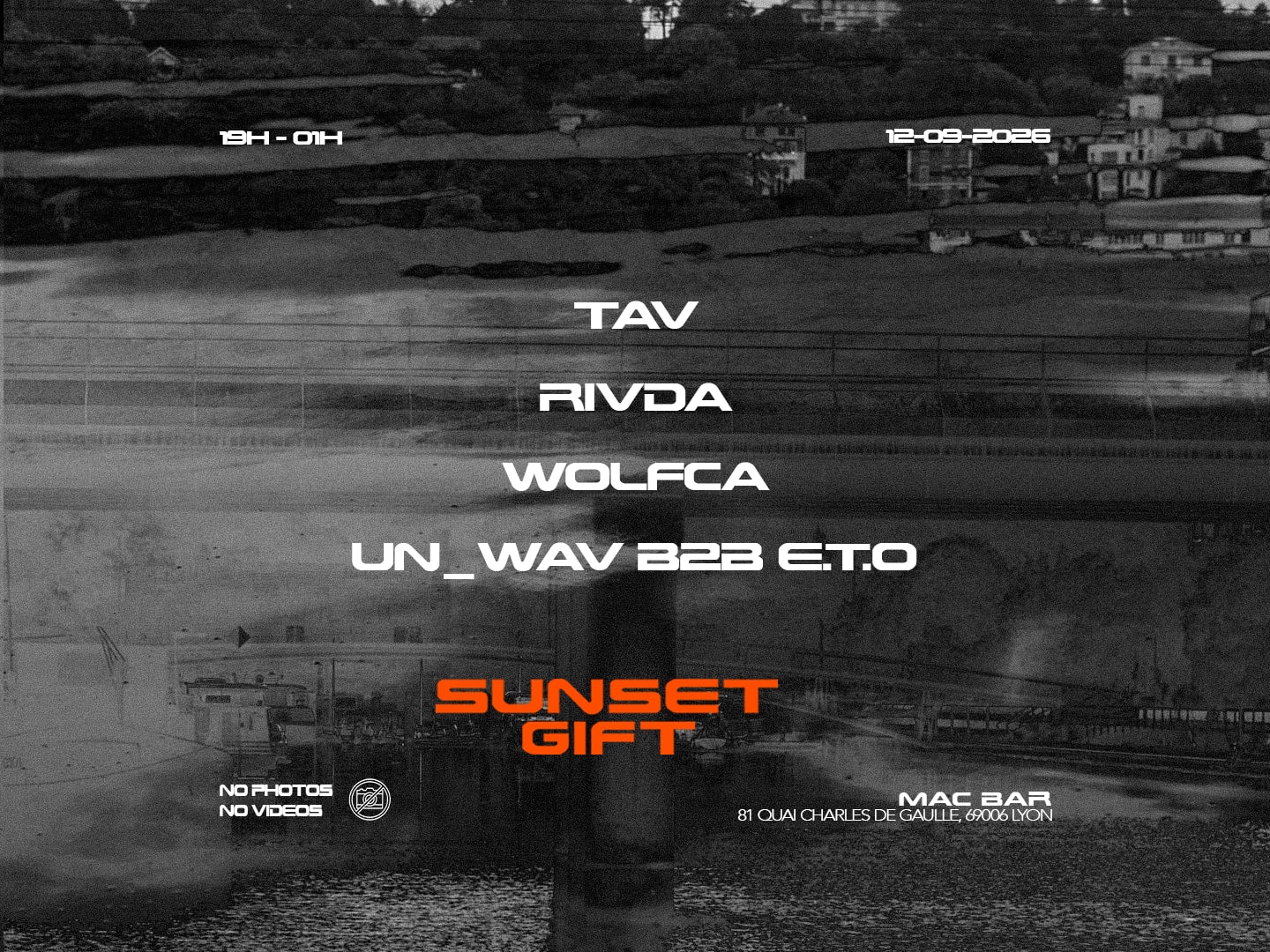 Sunset Gift X Macbar Cover