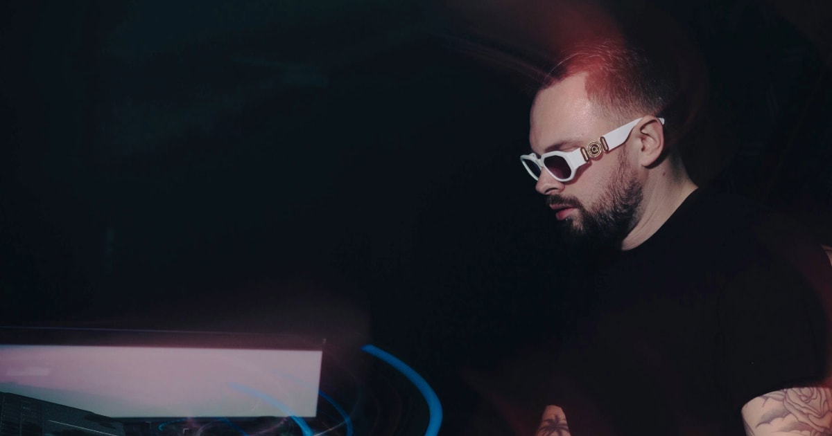 Austra Clubbing With Dj Noisy Cover