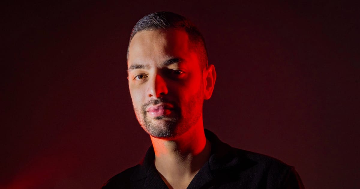 Austra Clubbing With Dj Julien Miles Cover