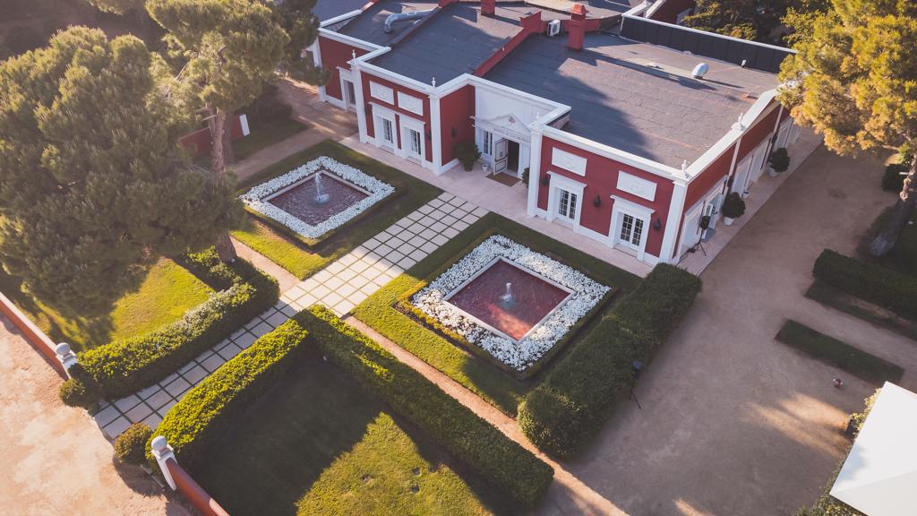 Ie Graduation Party Cover