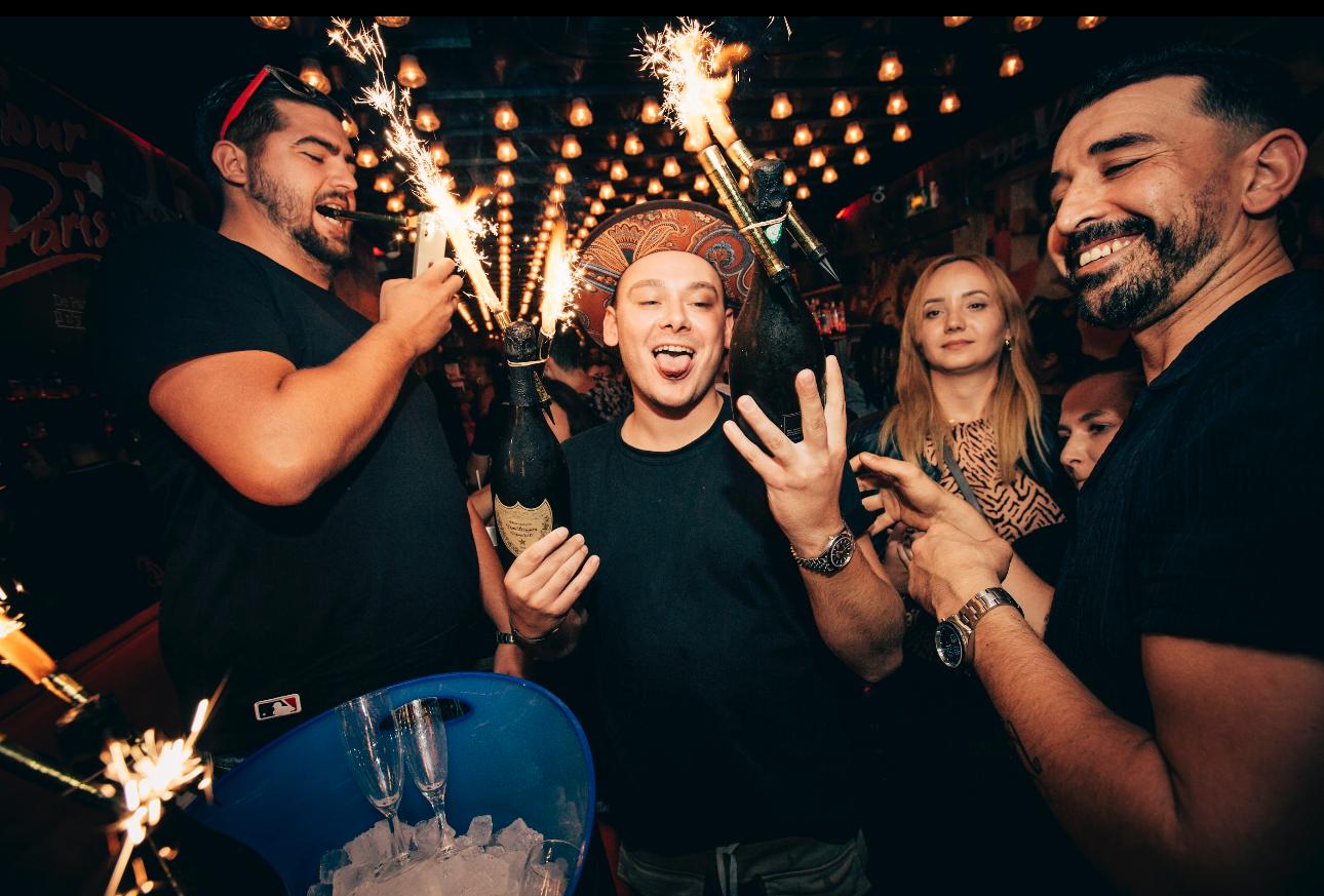 Midnight In Paris Cover