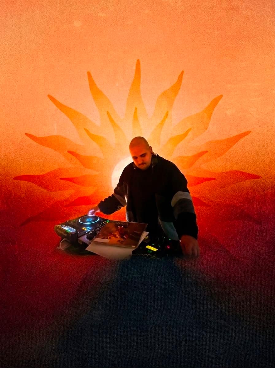 Sunset Guarda Cover