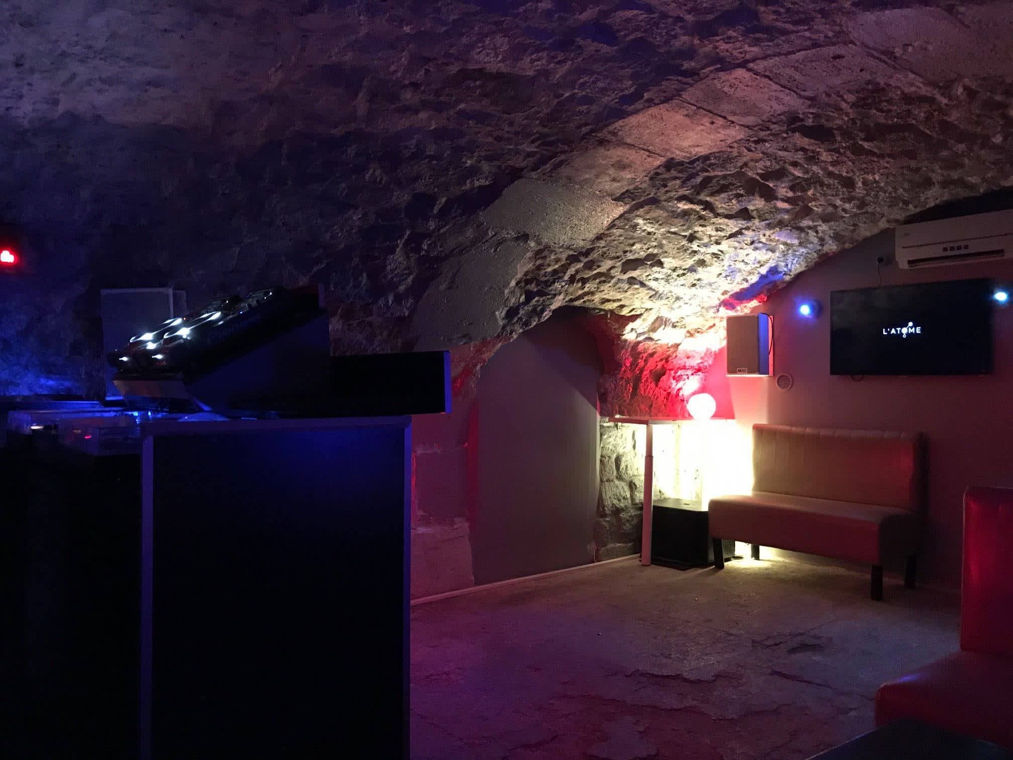 Tuesday Night Techno W/ Cre, Neyluj + Open Platines Cover