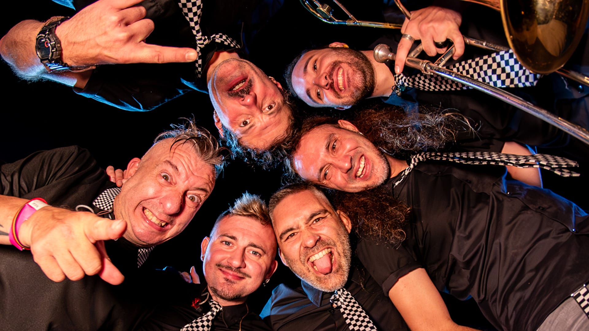 The Locos (Ex Ska-P) + La Pigñata Cover