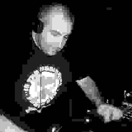 DJ RAXFU HARAKIRI SOUND SYSTEM (paris)