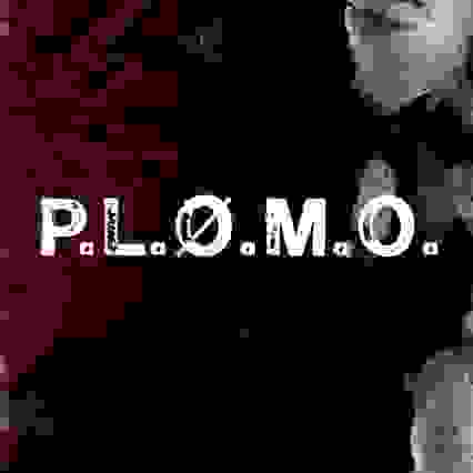 P.L.Ø.M.O.