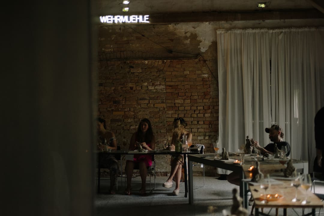 CLAY.NIGHTS | Unique Sculpture & Wine Experience