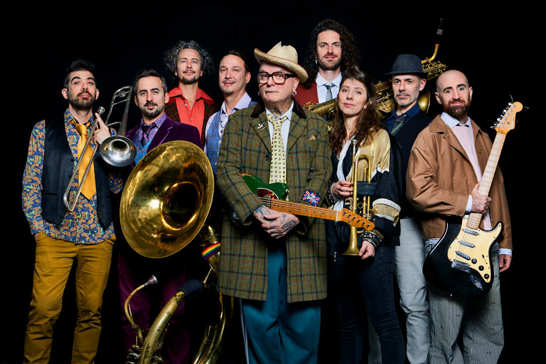 Lazcar Volcano & Sanseverino