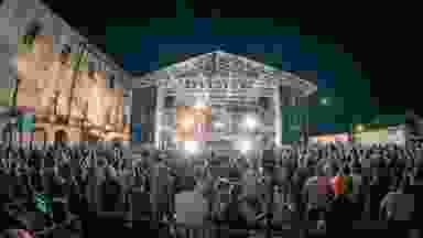 Blur Background