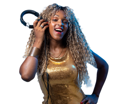 NÚBIA MAAT MULTI ARTISTA PRODUTORA CULTURAL