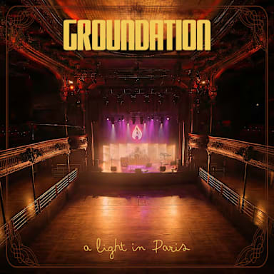 L'album live "A Light In Paris" est à présent disponible sur les plateformes !