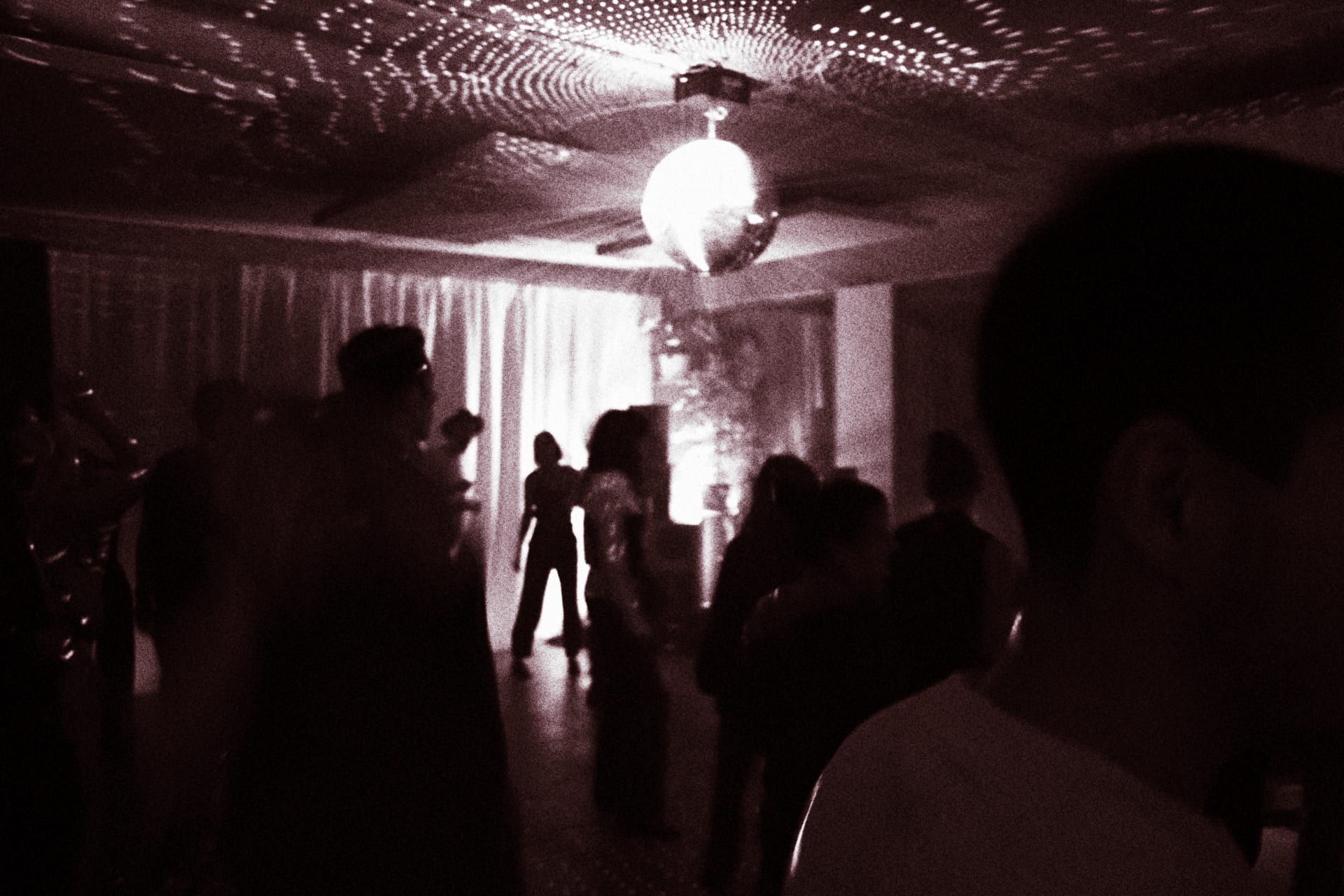 Dance Party W/ Enro