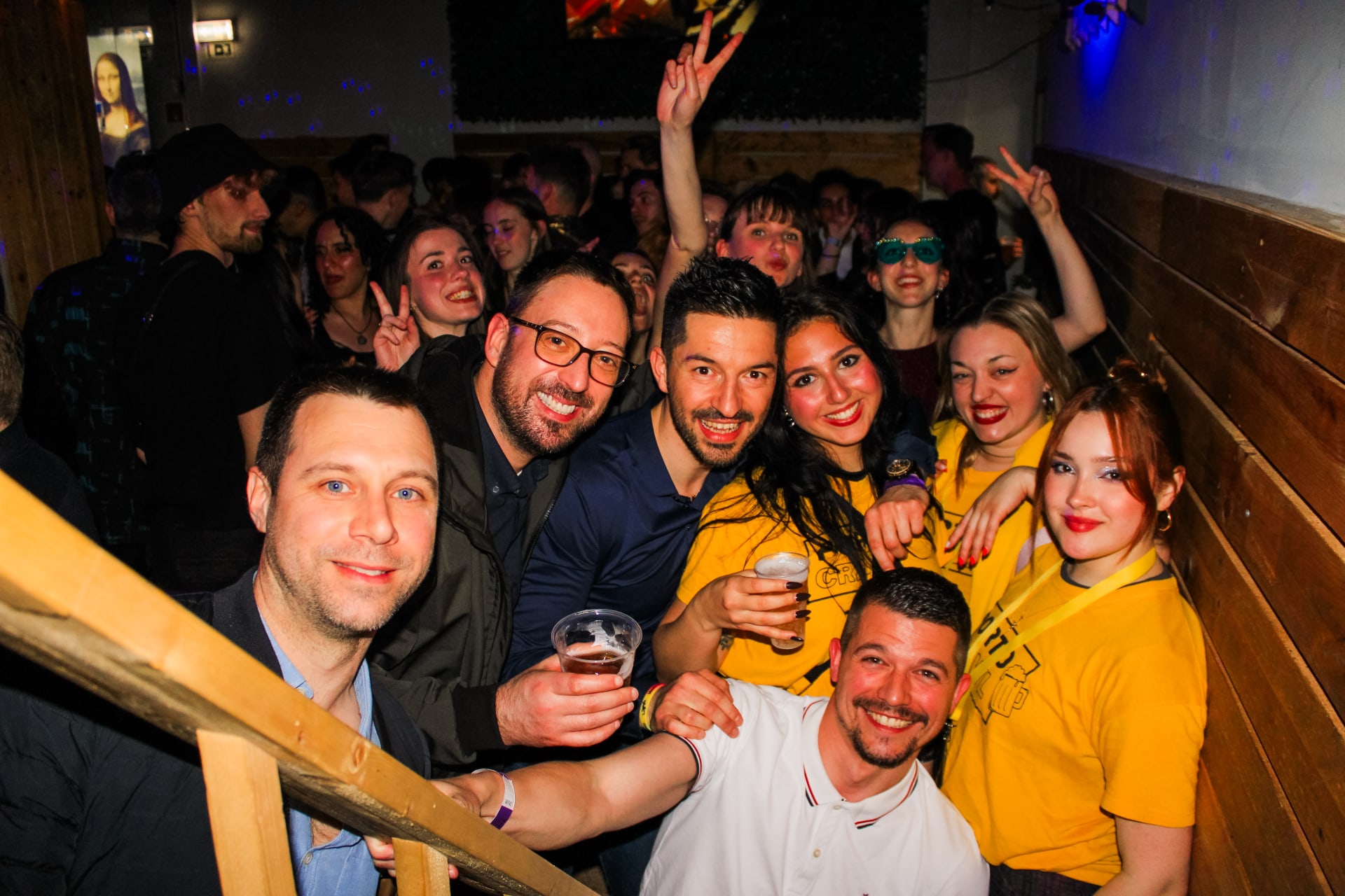 Porto: Pub Crawl With 7 Drinks, Games, And Vip Club