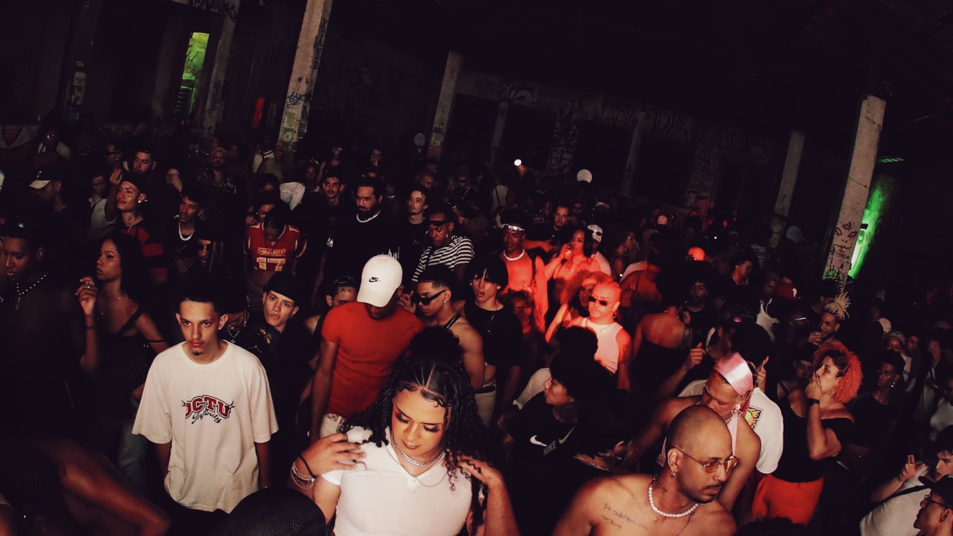 Fuego Dancehall Sp • // 08.11