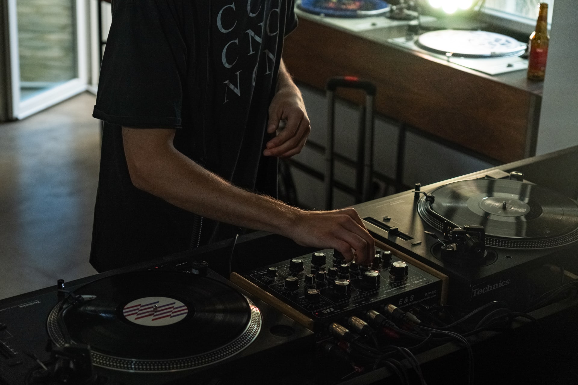 Instore Session With Kt, Oliver.R & Secret Guest