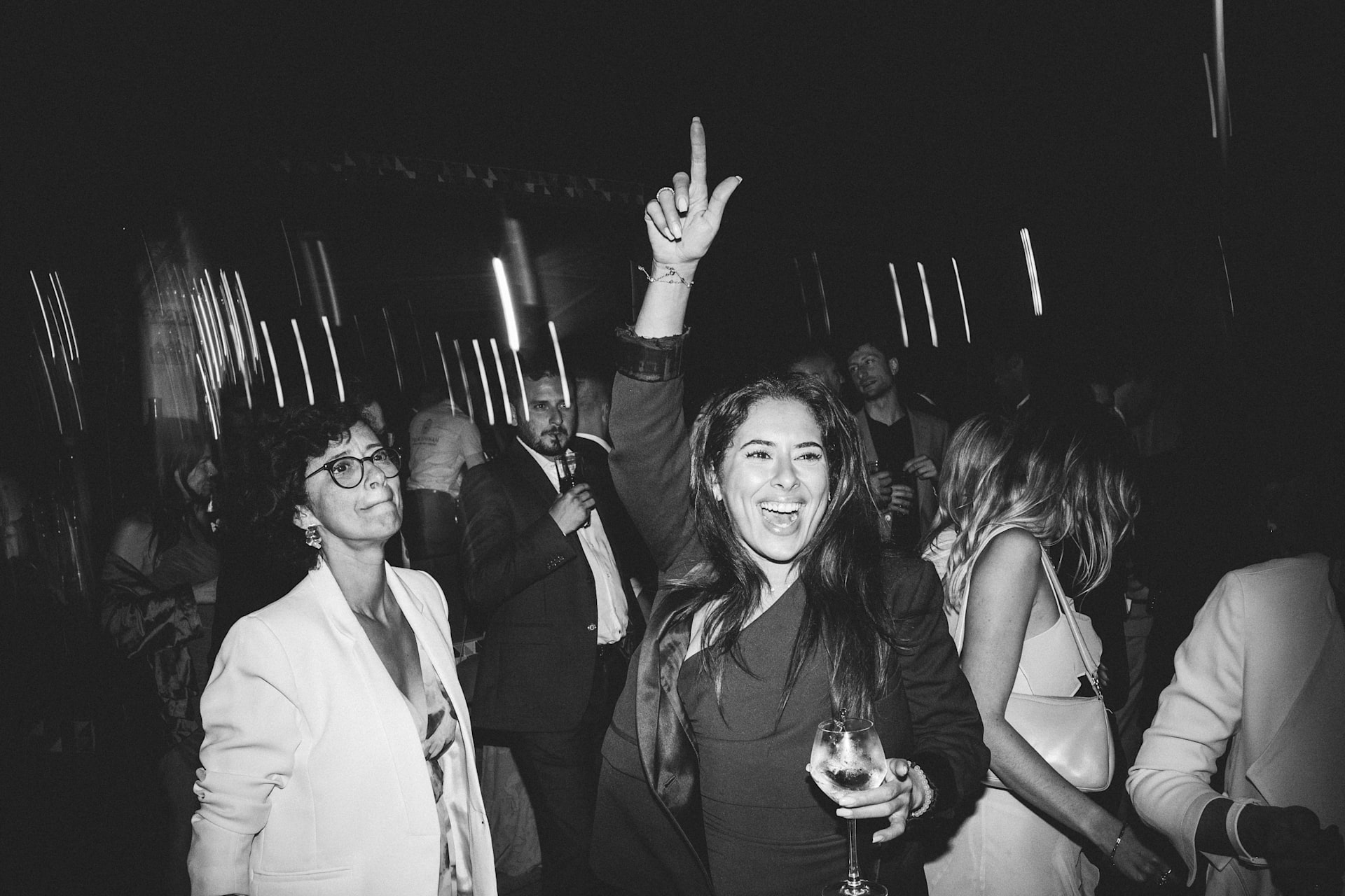 Djunah Gardens - Dj & Dance Under The Stars