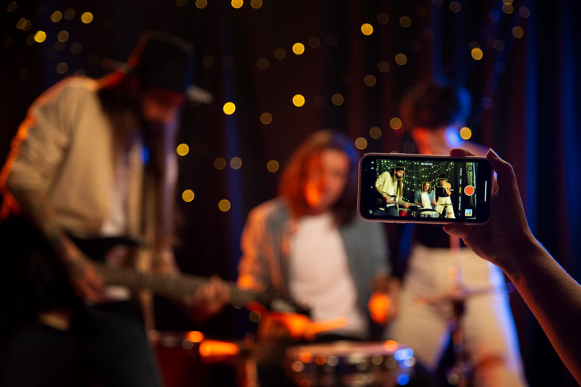 Concert Avec Le Groupe Etadam