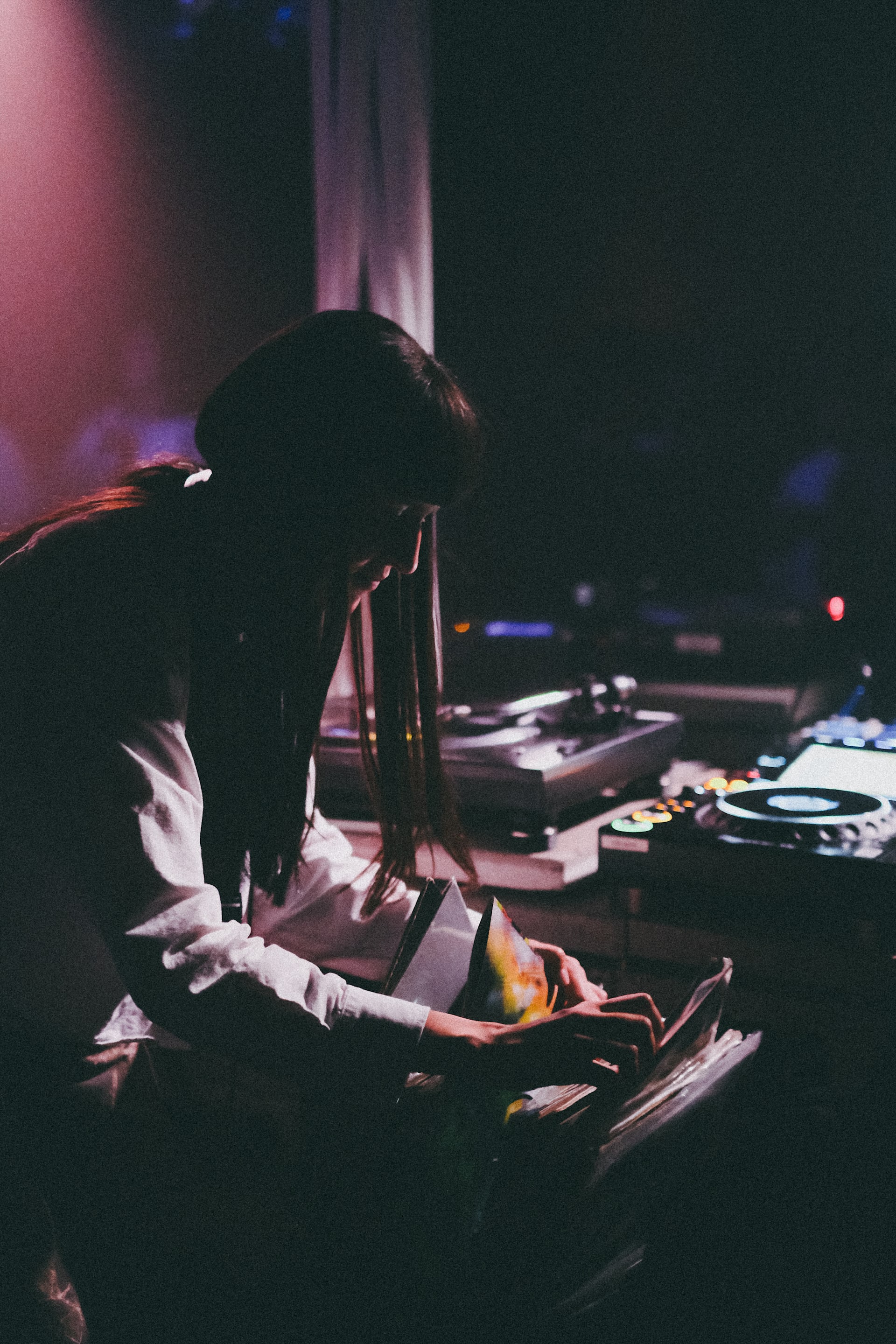 Mari.Te At Dark Room