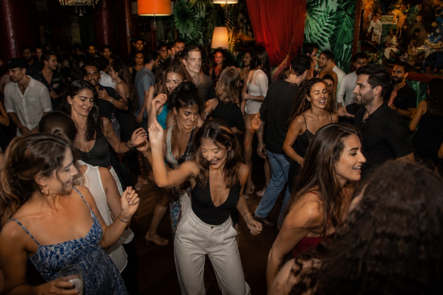 Free Salsa & Bachata Social Party- Singalong Party- Dj