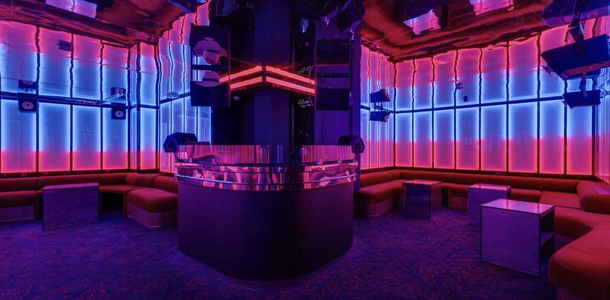 Omed & Friends X Avra — Kuku Club Paris