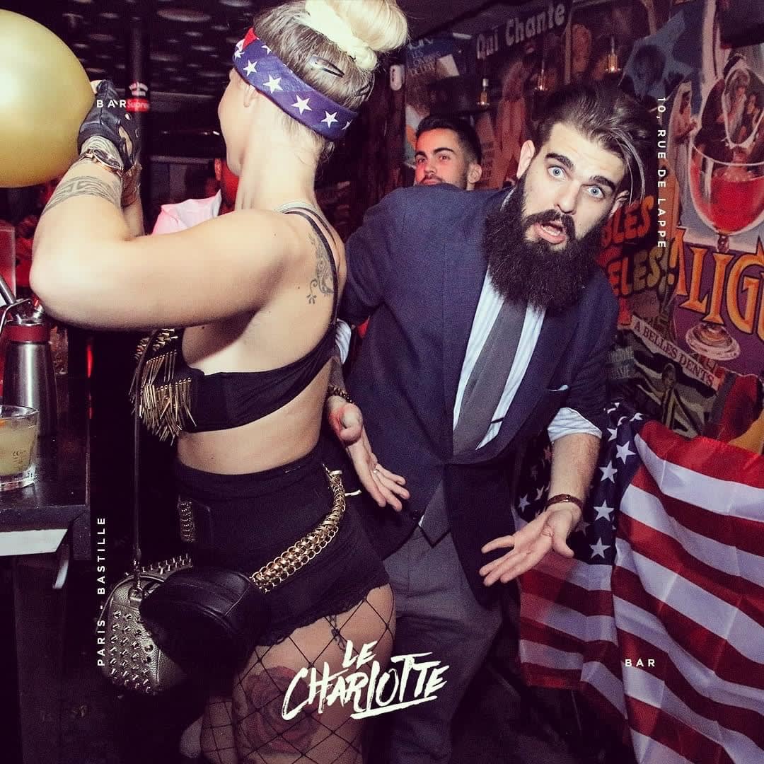 Très Chic, Très Hot 🔥