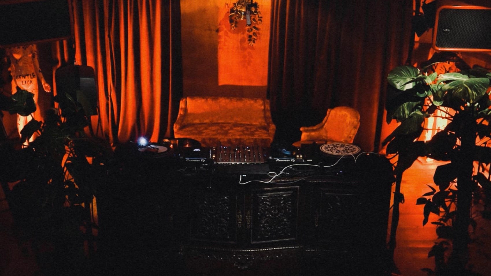 The Scene X Sexto Station X April 02