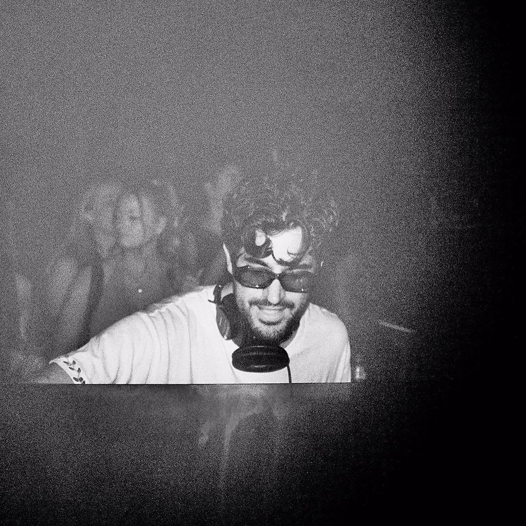Zeyzey Presents: Halloween With Deleasa