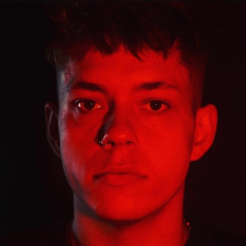𝑳𝒐𝒗𝒆 𝑹𝒆𝒂𝒄𝒕𝒊𝒐𝒏