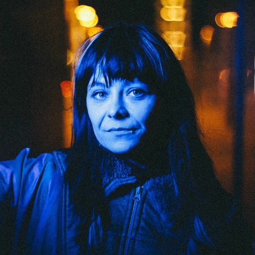 Ana Bleue
