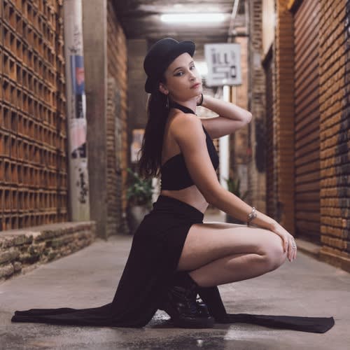 Anya Zahar