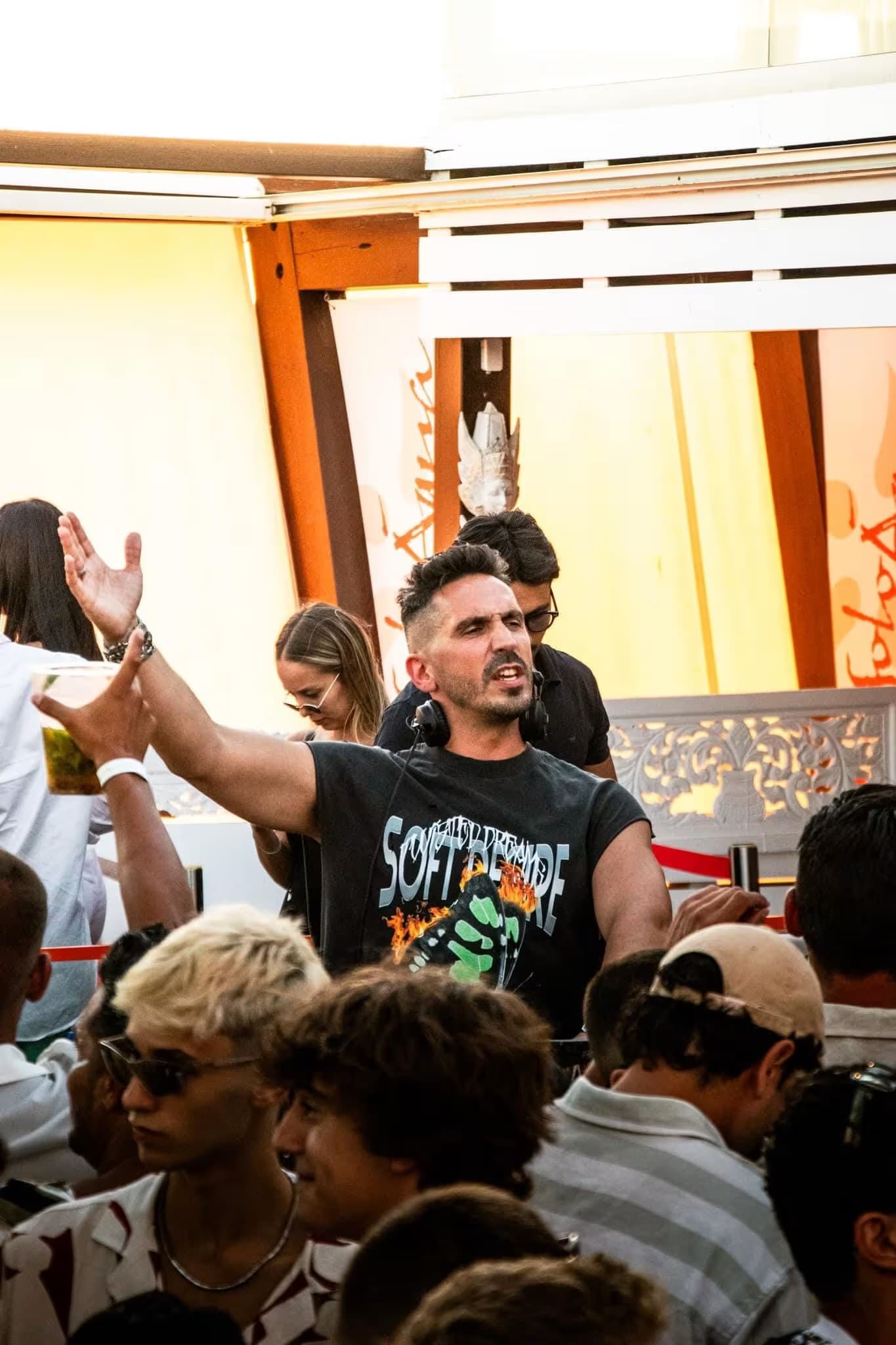 NUNO MACHADO