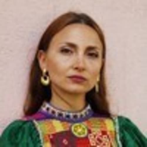 Lynn Adib
