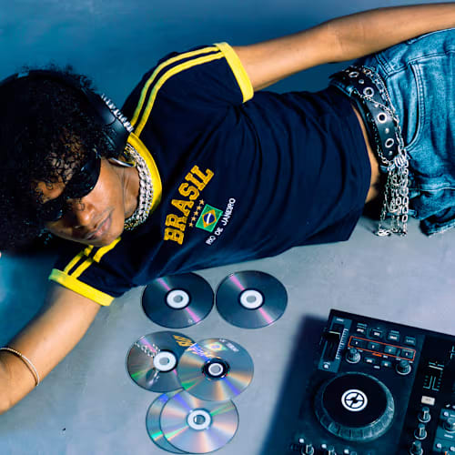 DJ EDU AHS