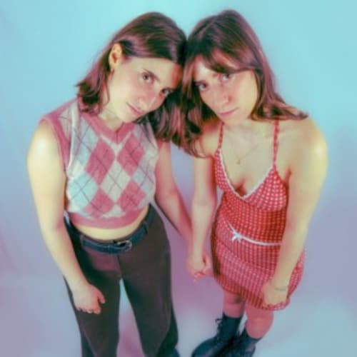 Emmie & Lisa