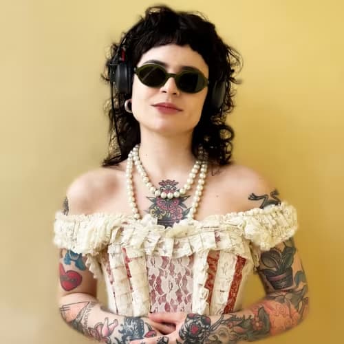 nicolle velcro