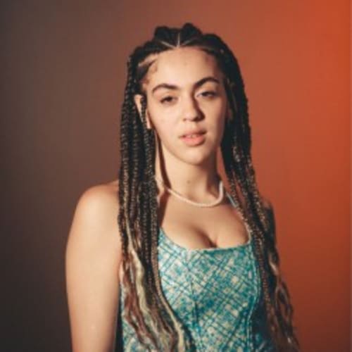 Bella Kahun