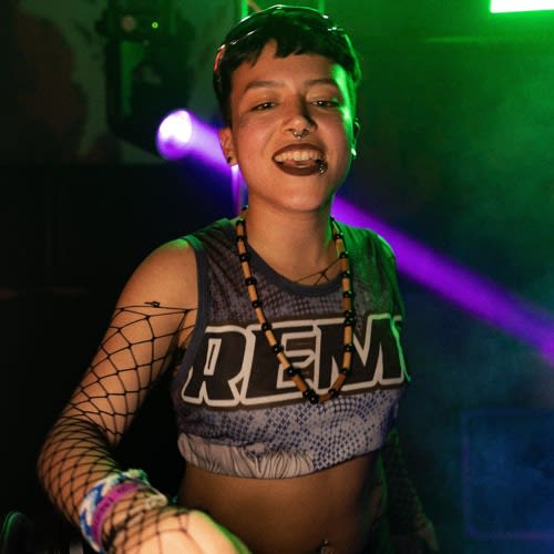 DJ ARÚ