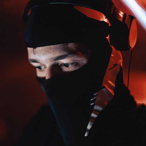 DJ_ØIAM